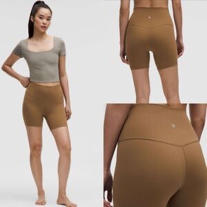 Lululemon Align High-Rise Short 6"
Allspice
